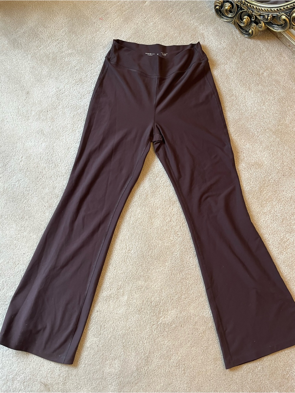 Old Navy Women’s Brown Flared Yoga Pants